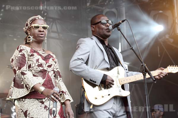 AMADOU ET MARIAM - 2012-06-24 - PARIS - Hippodrome de Longchamp - 